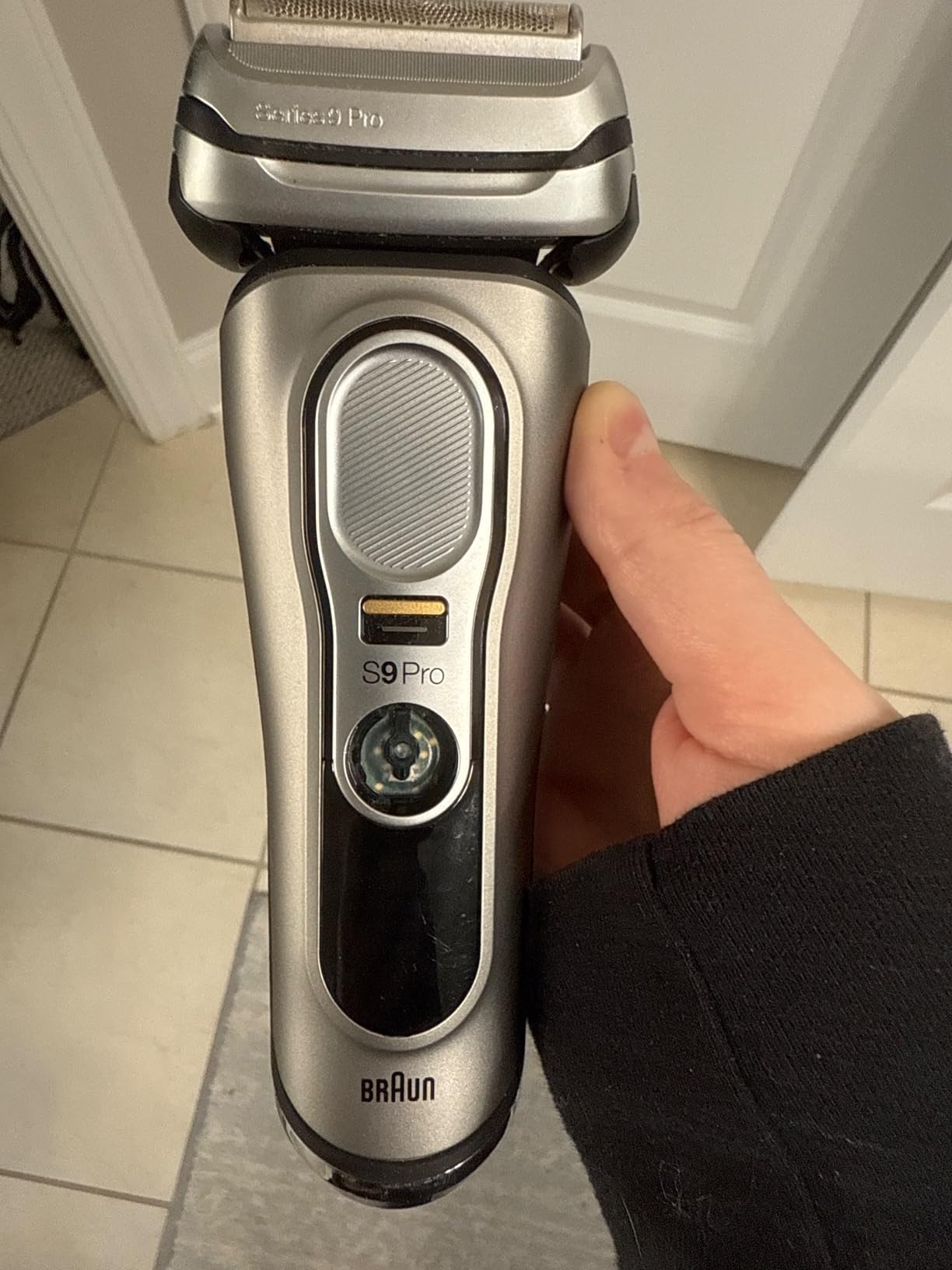 Braun Electric Razor for Men, Series 9 Pro 9465cc Wet & Dry Electric Foil Shaver with ProLift Beard Trimmer, Cleaning & Charging SmartCare Center, Head Shavers for Bald Men, Noble Metal customer photo 1
