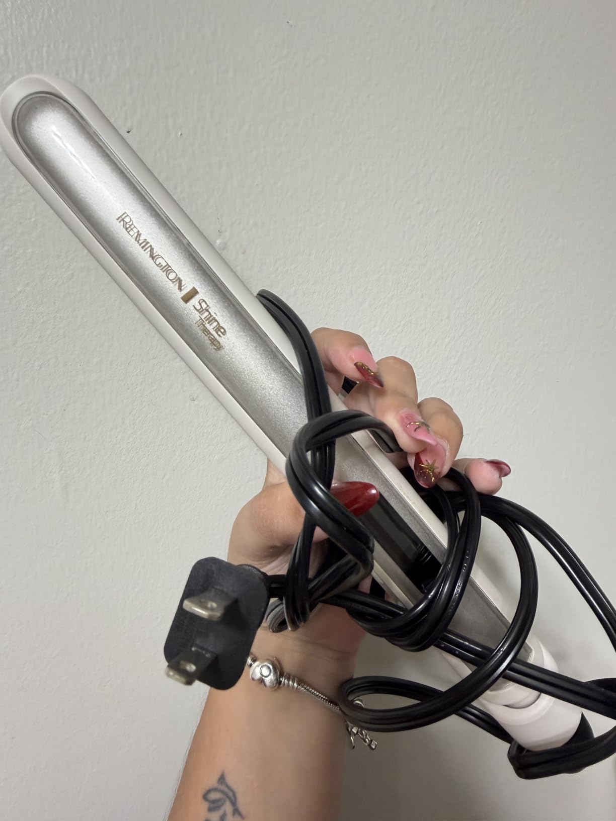 Remington Shine Therapy 1 Inch Hair Straightener, Argan Oil & Keratin customer photo 2