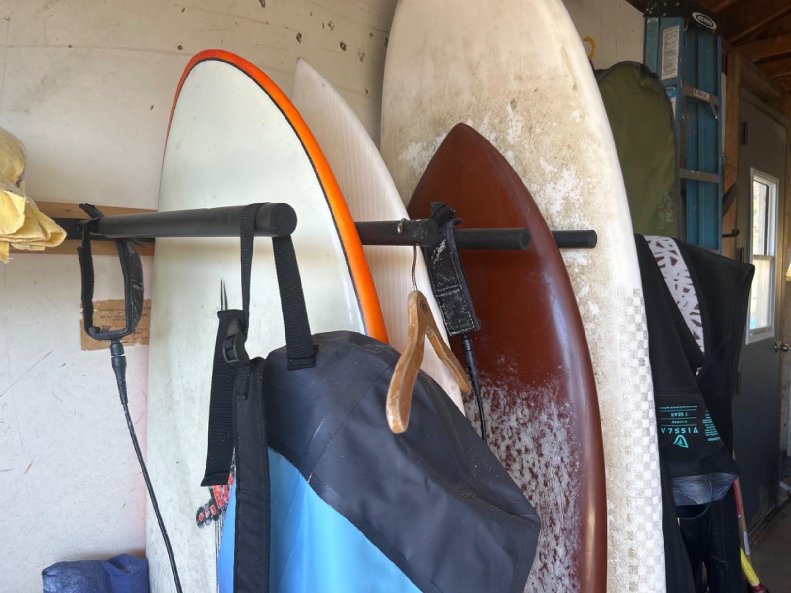 Surfboard Rack Wall Mount 6 Arms/8 Arms with Rubber Mat customer photo 2