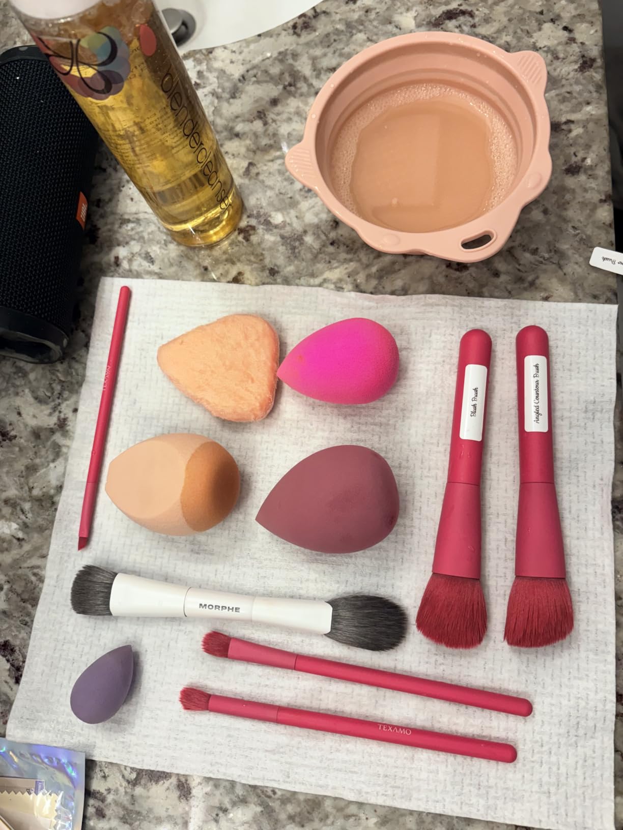 Etercycle Foldable Silicone Makeup Brush Cleaner Bowl customer photo 2