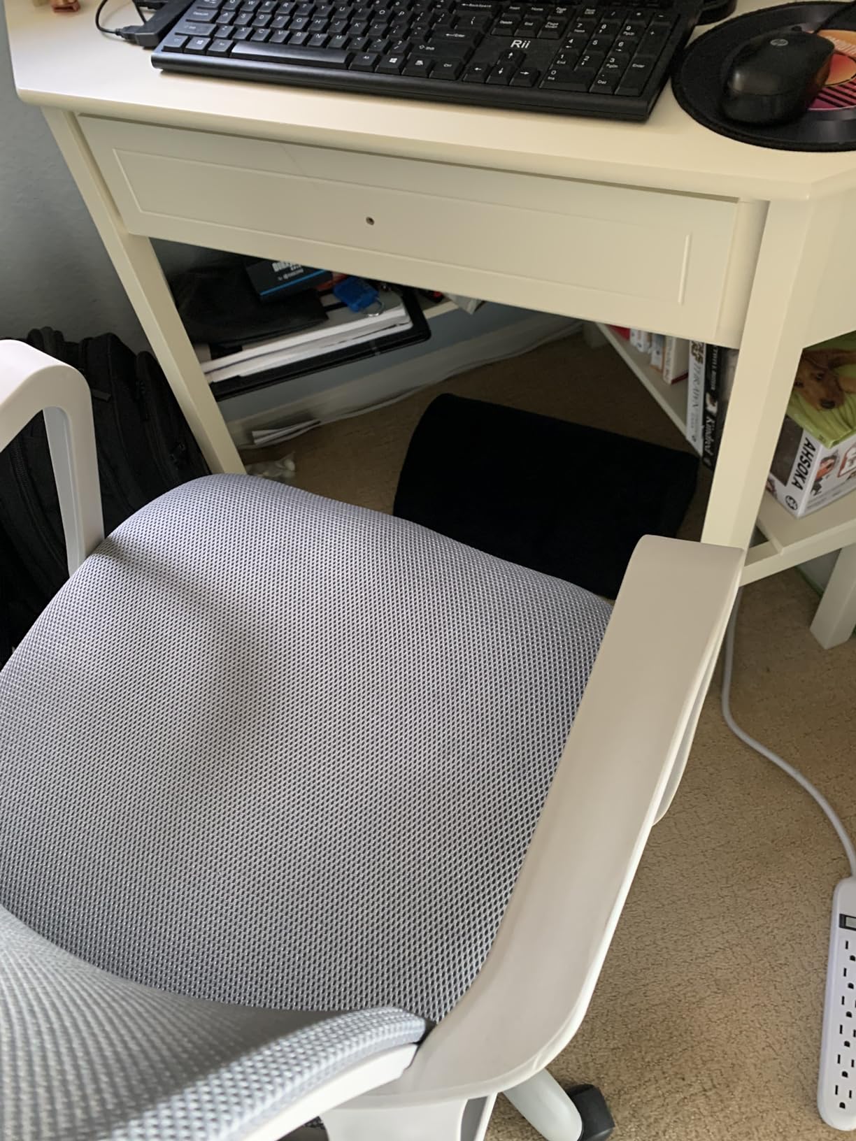 Foot Rest for Under Desk at Work, Foot Stool for Office, Footrest, Black customer photo 2