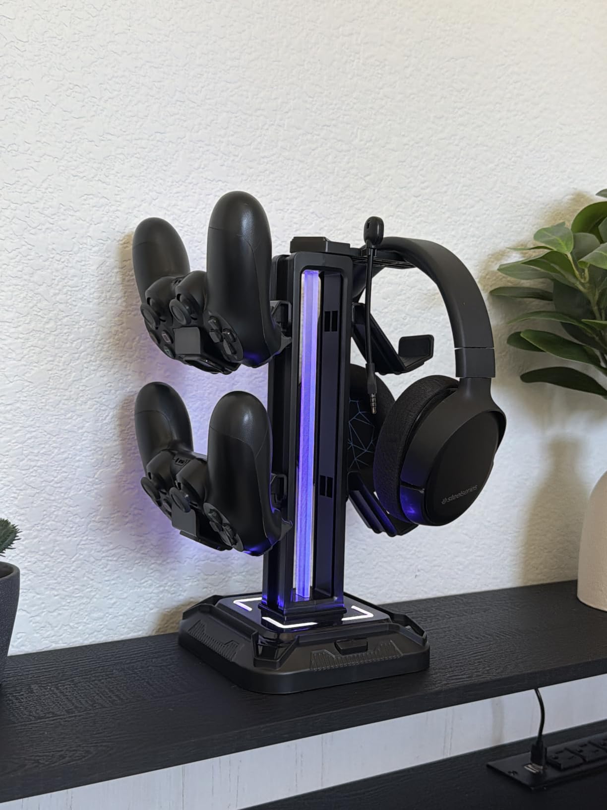 KDD RGB Headset Stand with 9 Light Modes - Controller Holder for Desk - Rotatable Headphone Stand & Detachable Controller Hook for PC Earphone Accessories(Black) customer photo 2