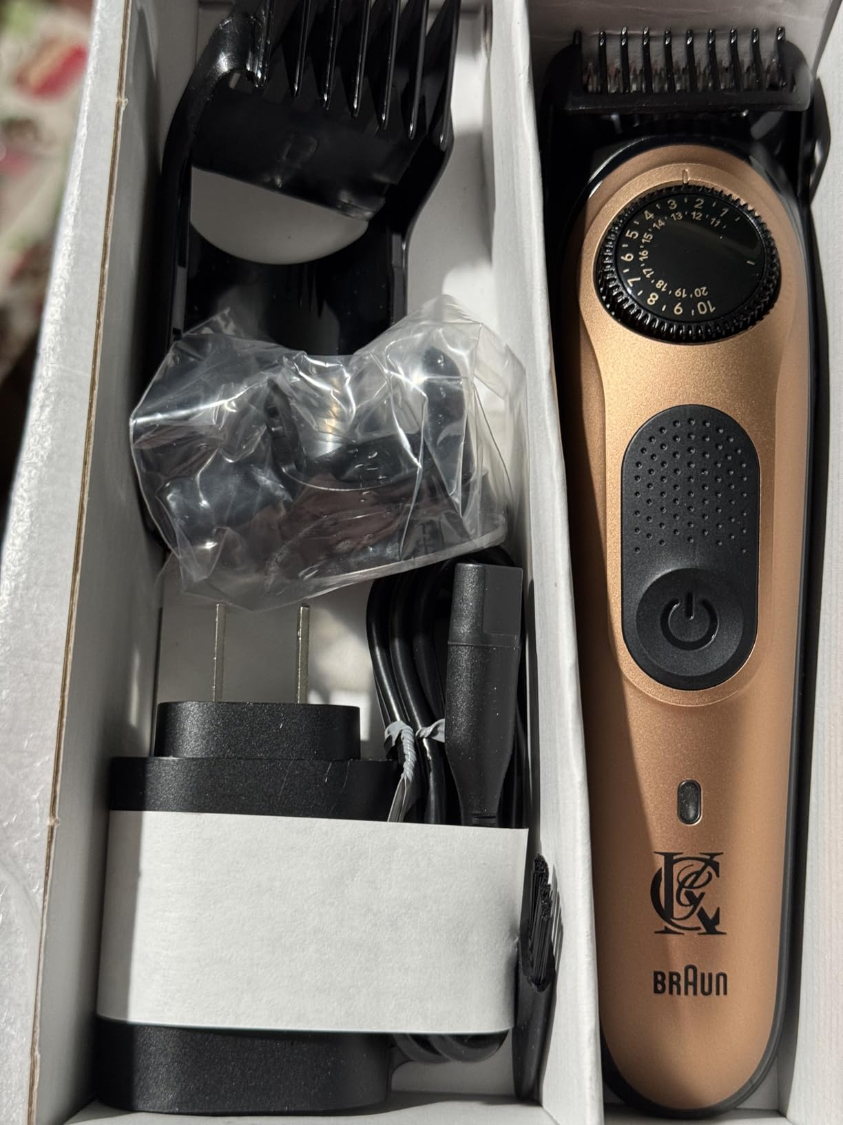 King C. Gillette Beard Trimmer PRO with 40 beard length settings in precise 0.5mm steps, cordless design & 1 trimmer, 1 brush, 2 combs, 1 charger and 1 T-blade customer photo 1