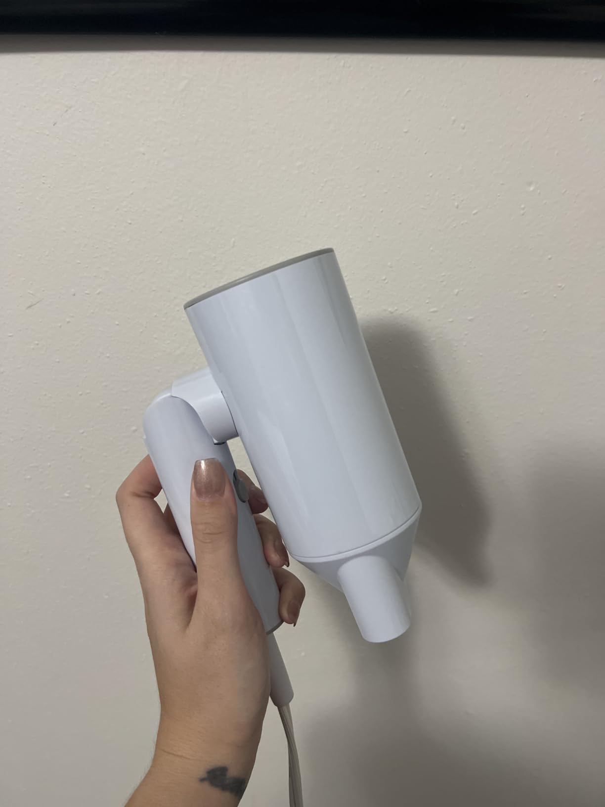 1600W Small Foldable Travel Hair Dryer, White customer photo 2