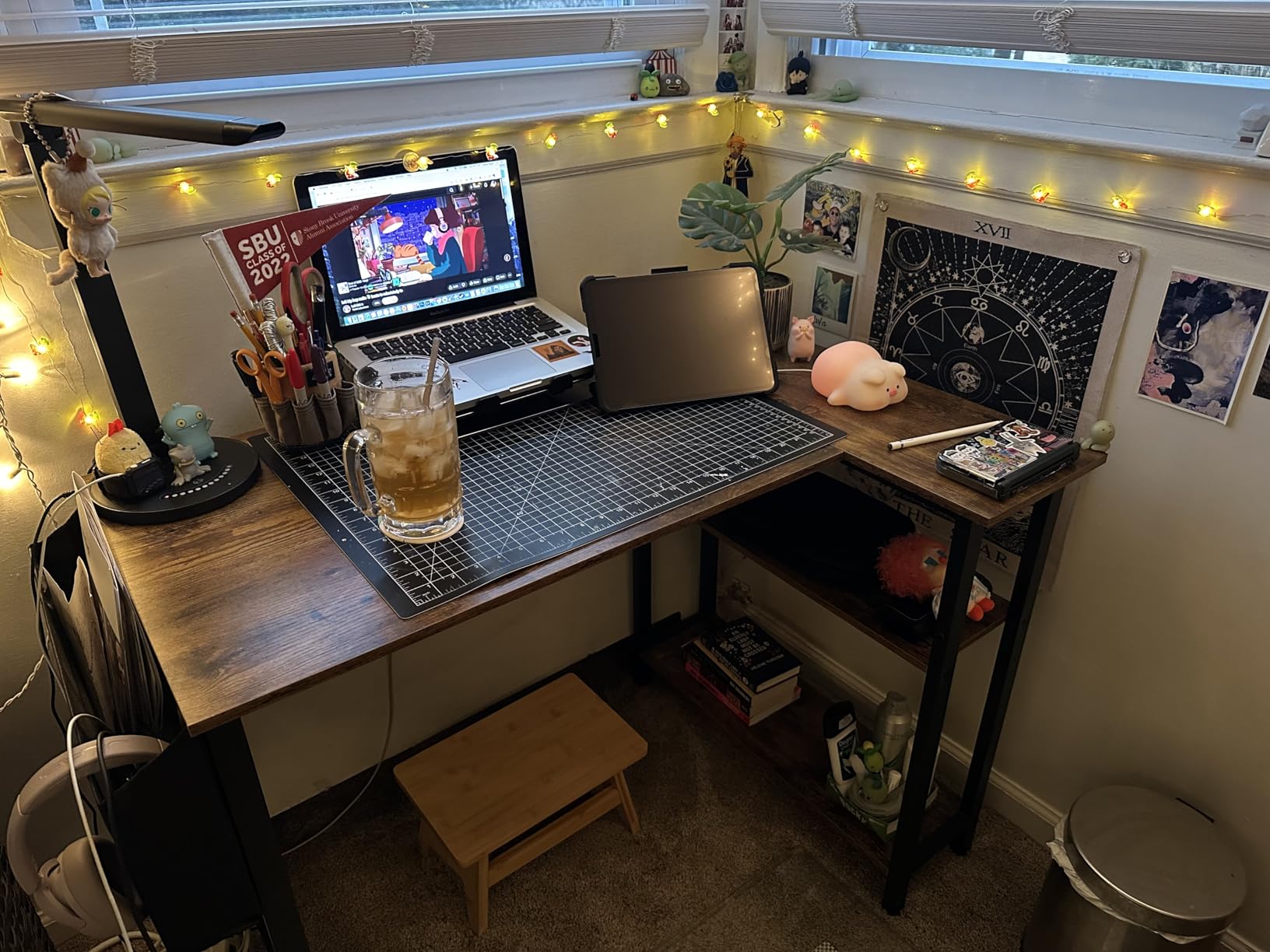 Lufeiya Small L Shaped Desk with Power Outlet Shelves, 40 Inch Corner Computer Desk for Small Space Home Office, L-Shaped Gaming Desk PC Desks with Charging Station, Black customer photo 1