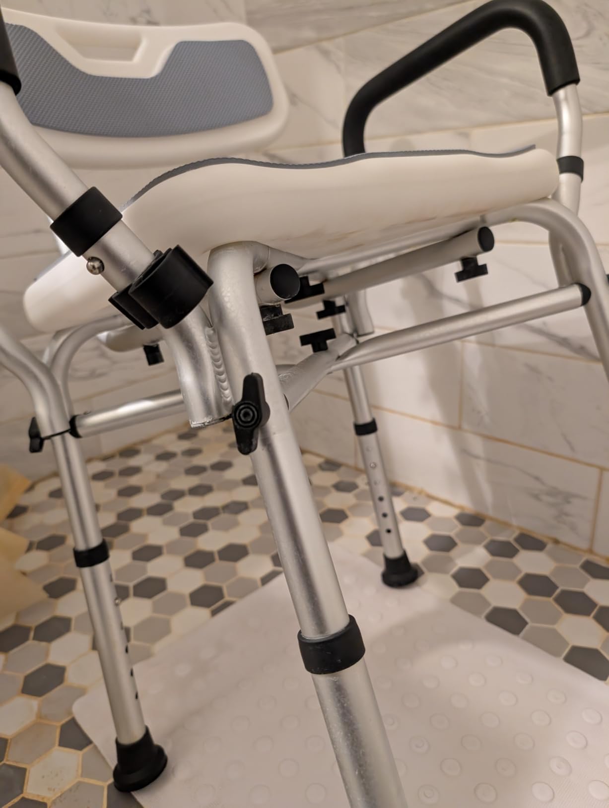 BRITULIF Shower Chair with Arms and Back for Inside Shower, 550 lb Capacity customer photo 2