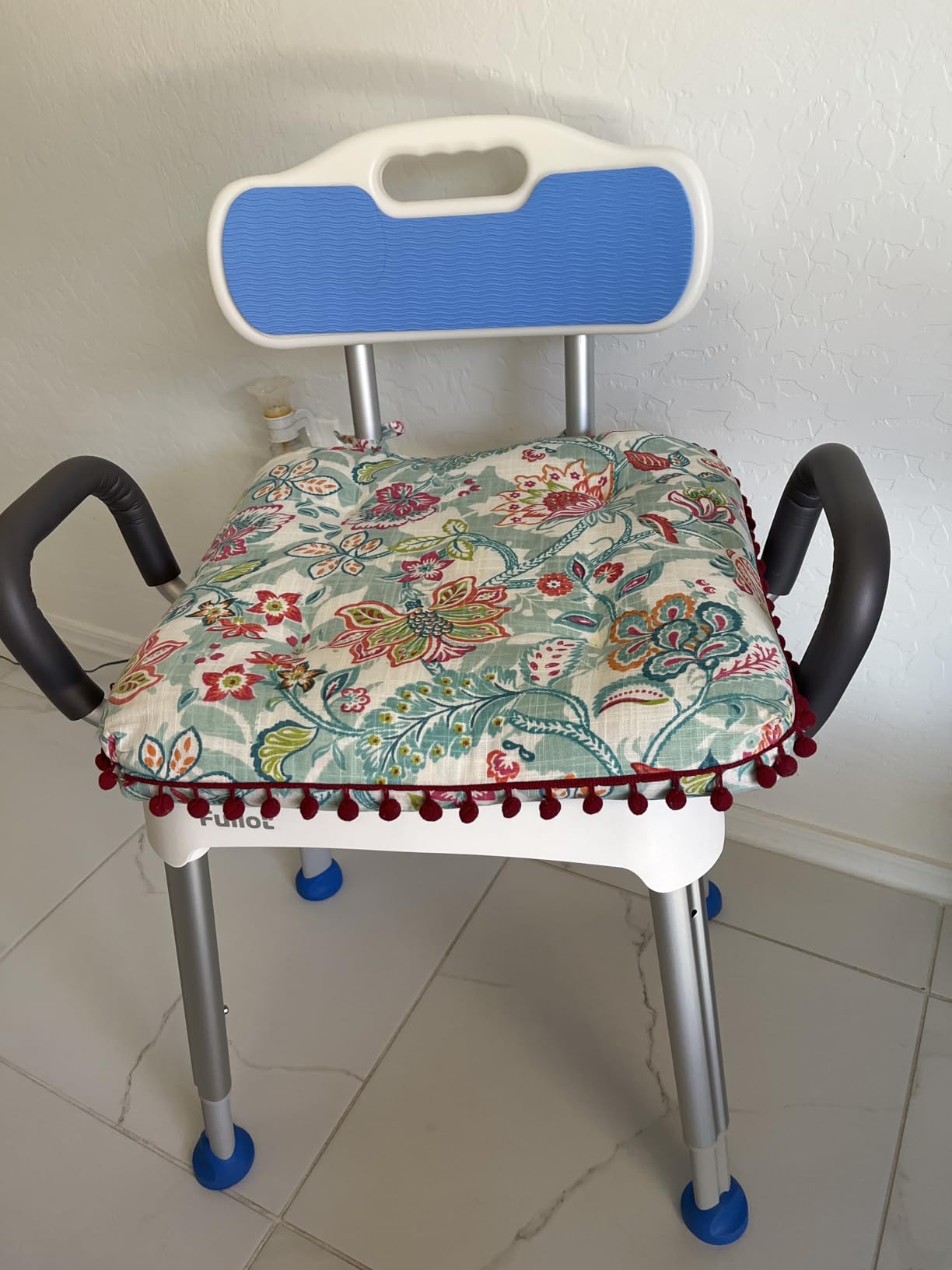 FULLOT Wide Shower Chair for Inside Shower, Stable Bracing Design, 400 lbs customer photo 1