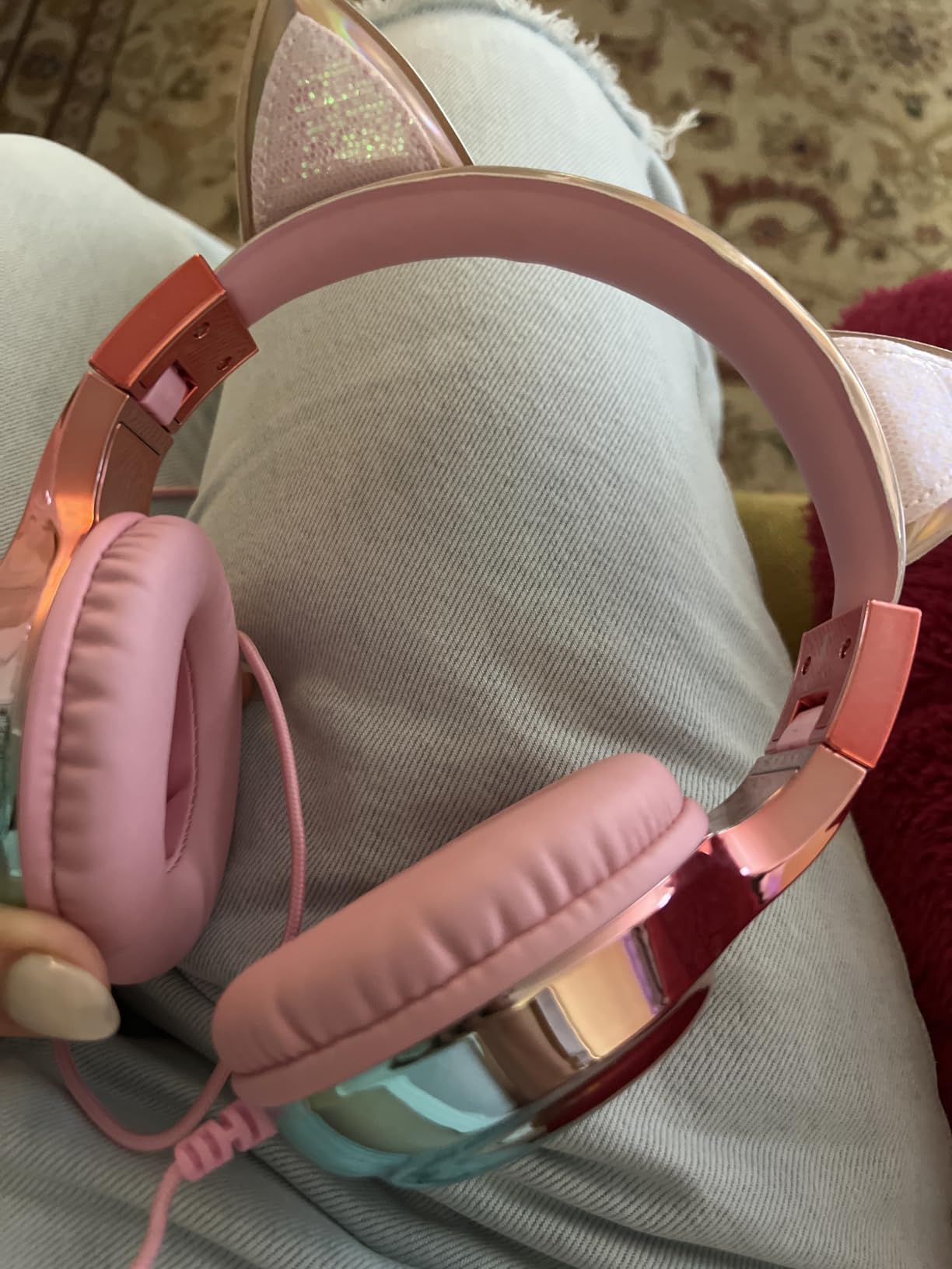 QearFun Kids Cat Ear Headphones with Cord with Mic, 85/94dB Volume Limit customer photo 2