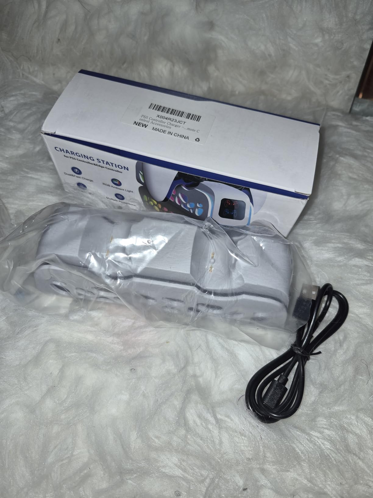 PS5 Controller Charger Dock for DualSense/Edge, 6 RGB Modes customer photo 2