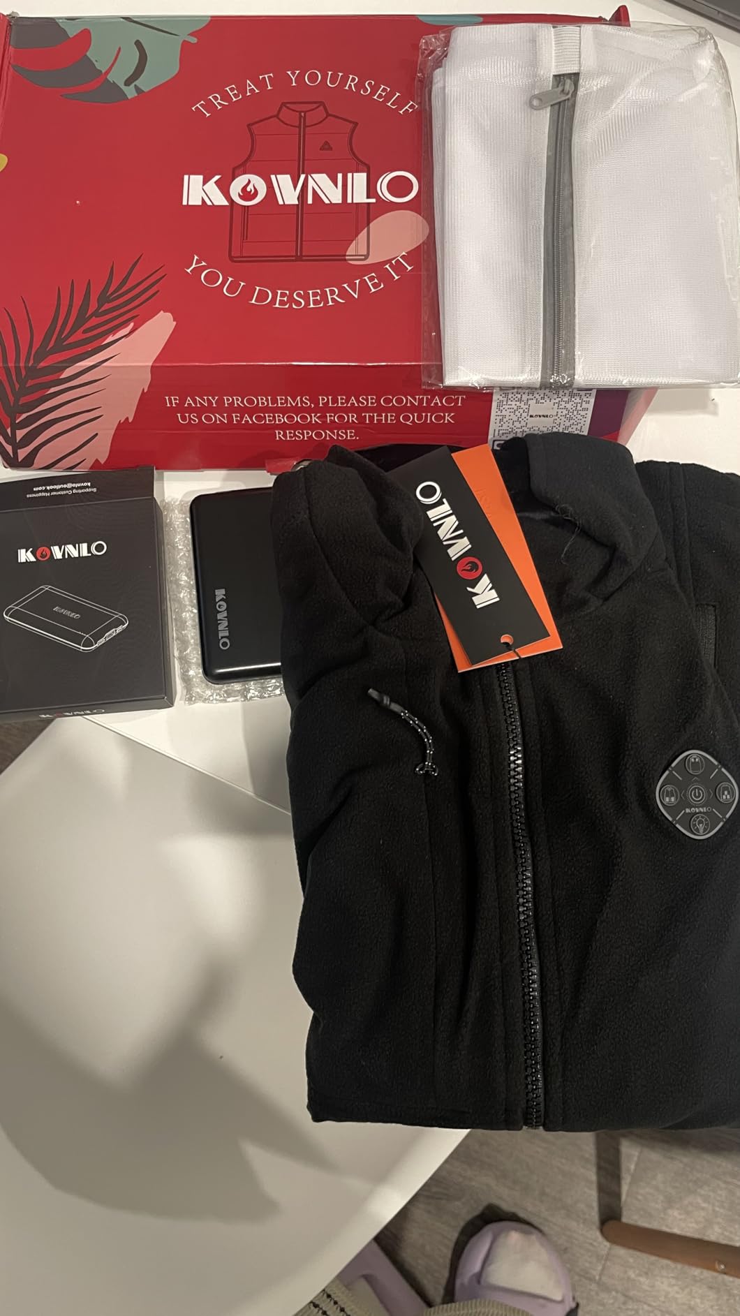 KOVNLO Men's Heated Fleece Vest with Battery Pack Included, 8 Heating Zones customer photo 1
