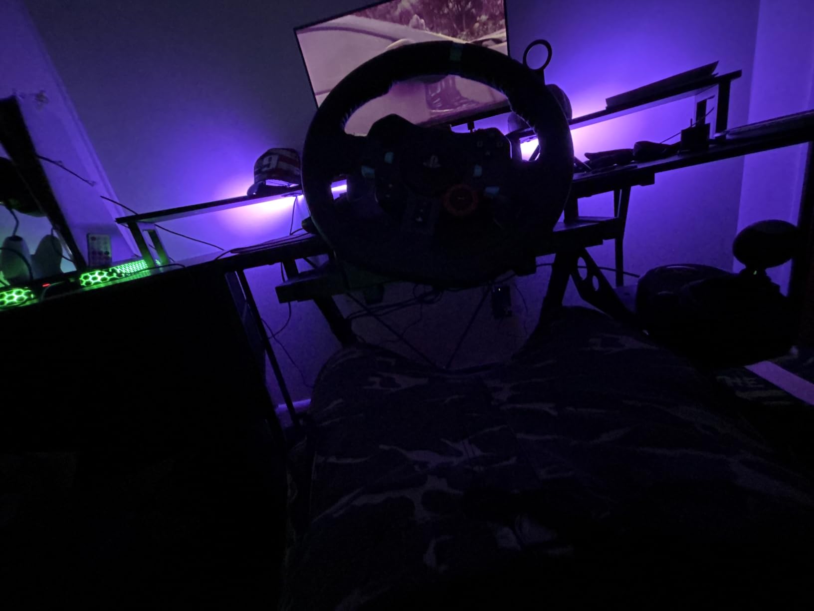 VEVOR Racing Wheel Stand, Adjustable & Foldable Simulator Stand for Logitech G923 G920 G29 G27, Thrustmaster T300RS TX F458 T500RS T3PA-PRO(F1/GT) Gaming Cockpit,Pedals Simulator NOT Included,Compact customer photo 2