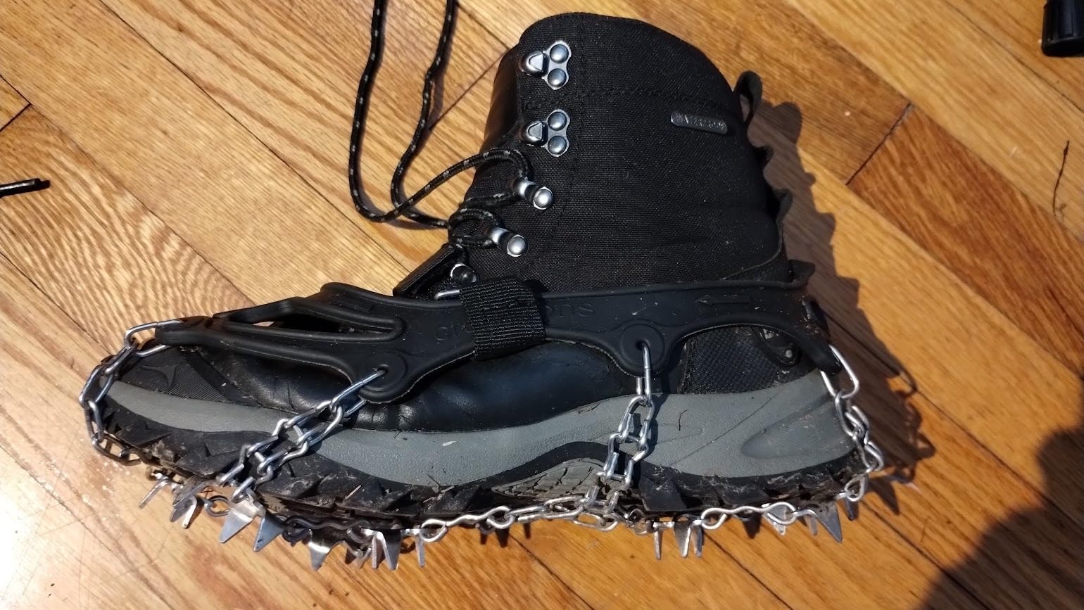Sportneer Crampons: Ice Cleats for Shoes and Boots with 28 Spikes - Traction Slip-on Stretch Footwear for Walking and Shoveling on Ice and Snow customer photo 2