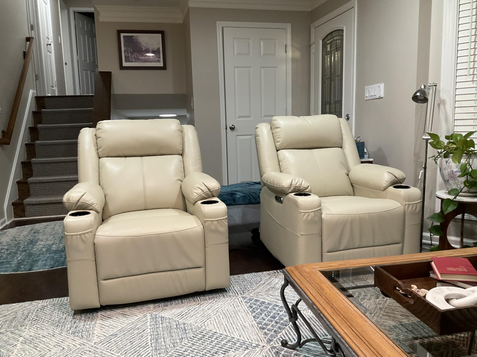 EONIX Zero Clearance Wall Hugger Power Recliner for Small Spaces, White customer photo 1