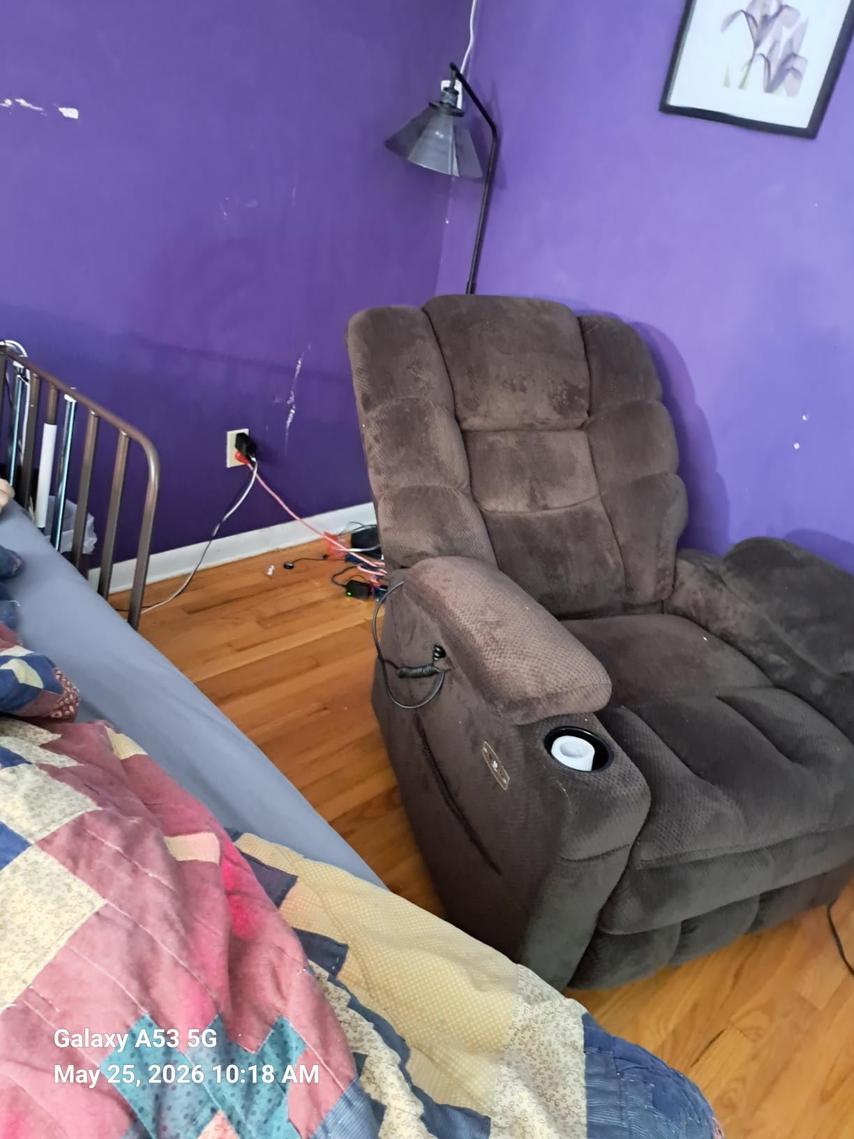 MCombo 3 Motor Lay Flat Power Lift Recliner for Elderly, Medium-Wide, R7524 customer photo 1