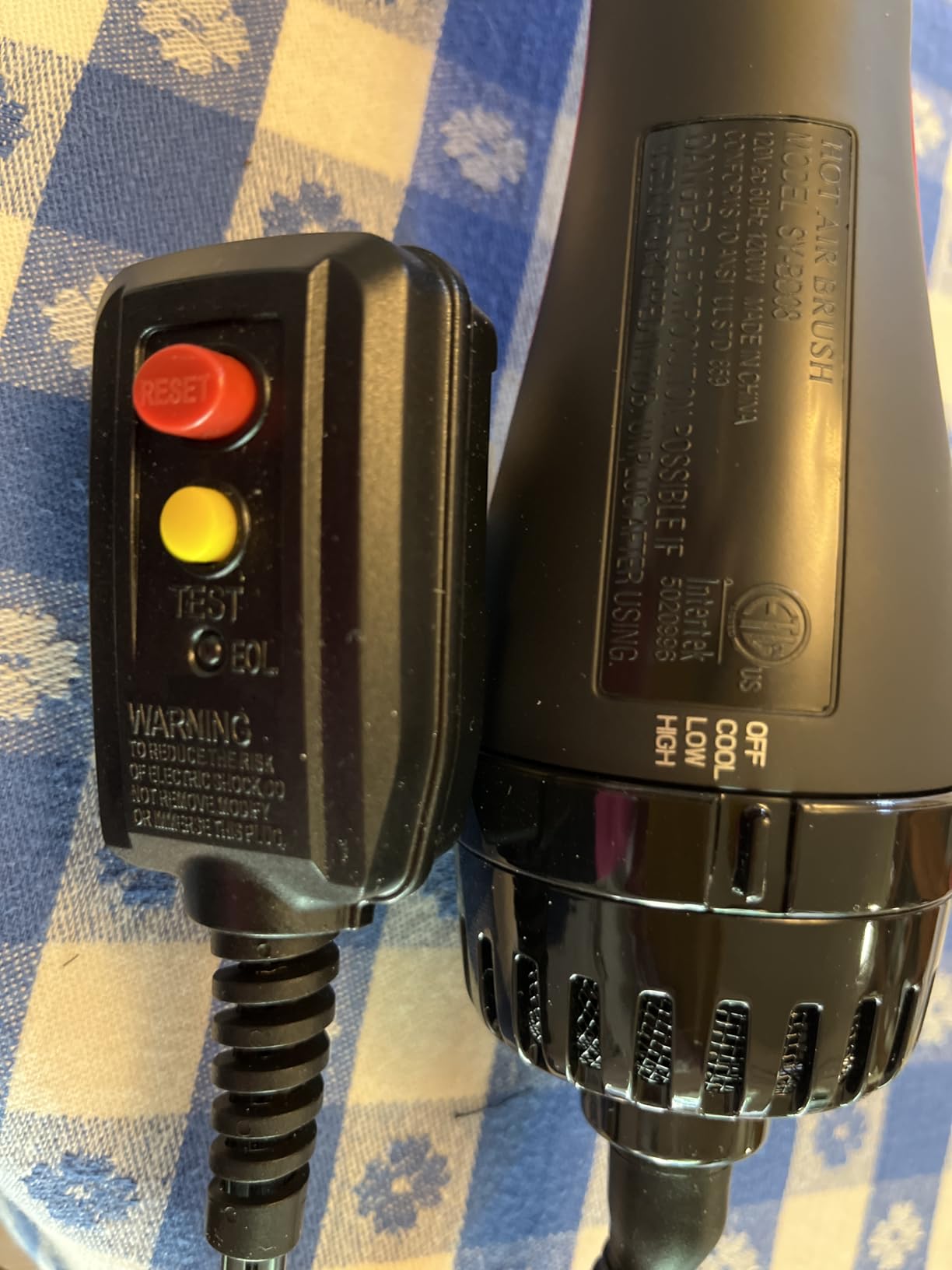 Aopant Dual Voltage Mini Hair Dryer Brush Blow Dryer Brush in One, 110-240V 900W Travel Hot Air Brush Volumizer, 4-in-1 Styling Brush with Ceramic Titanium Barrel, Ionic Care, Cool & High Settings customer photo 2