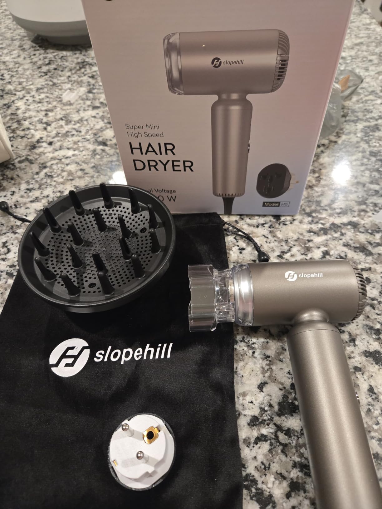 slopehill Dual Voltage Travel Hair Dryer, Lightweight Ionic Blow Dryer customer photo 1